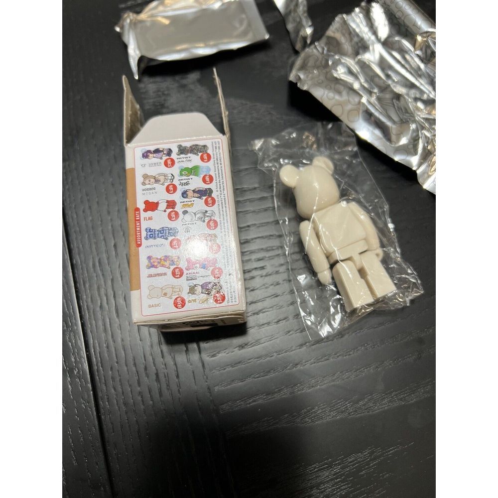 Basic R 100%‎ Series 47 Medicom Bearbrick Be@rbrick - Picture 5 of 5